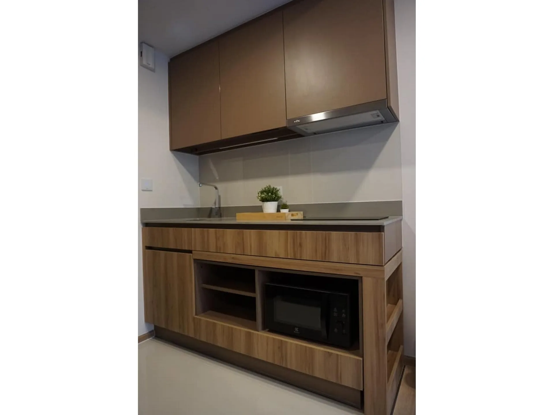 Property photos for Taka Haus Ekamai 12
