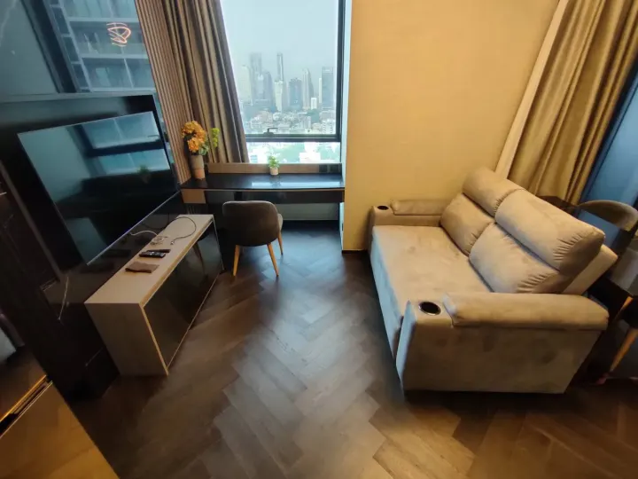 Property photos for The Esse Sukhumvit 36