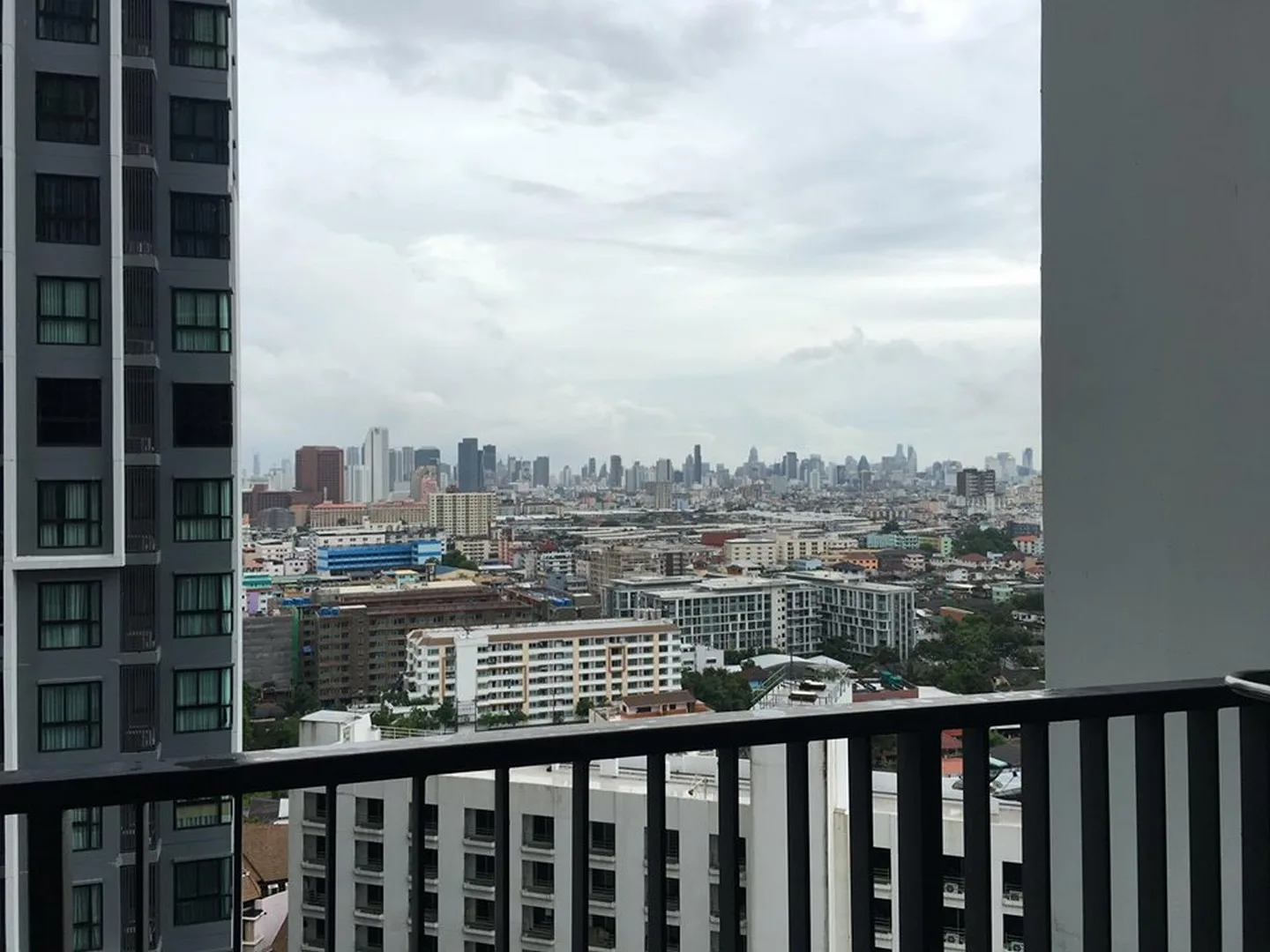 Property photos for Quinn Condo Ratchada