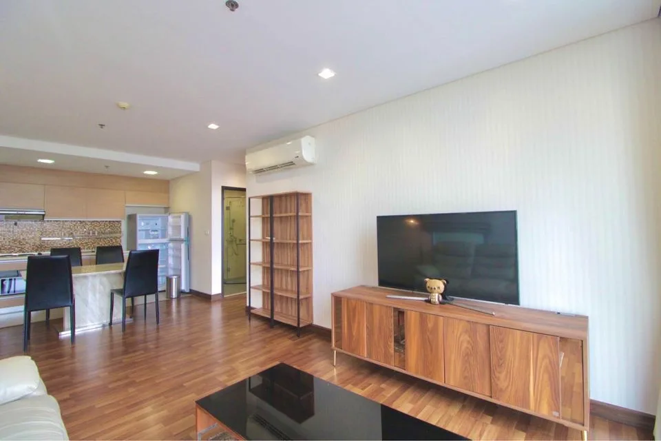 Property photos for Le Luk