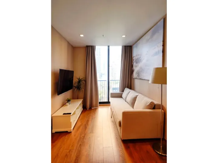 Property photos for Noble BE 33