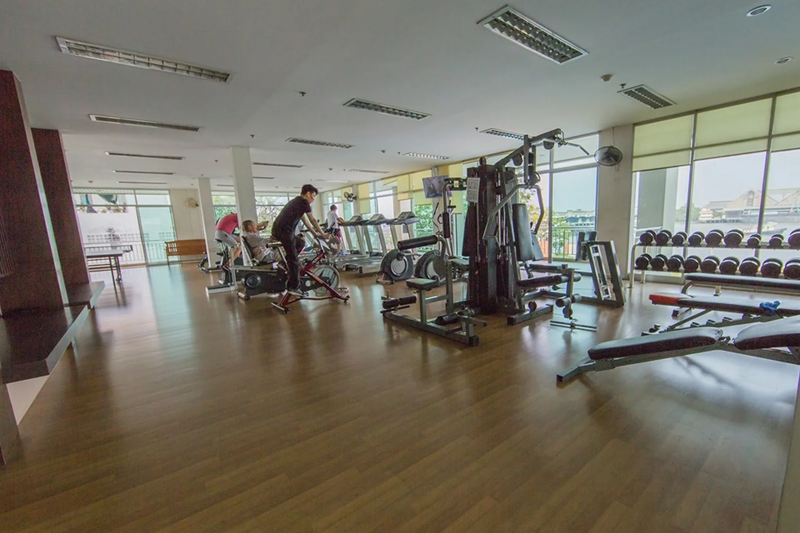 Property photos for Lumpini Place Narathiwas - Chaopraya