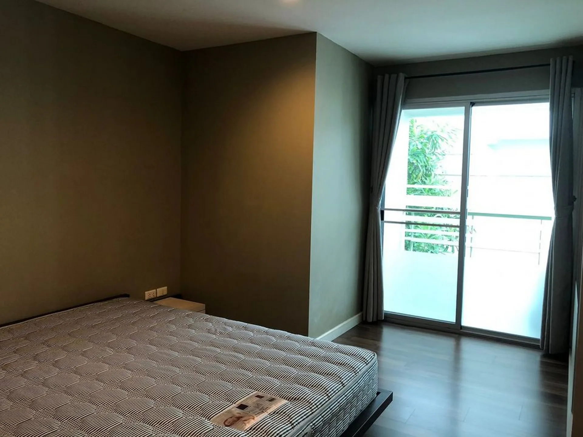 Property photos for The Room Sukhumvit 79