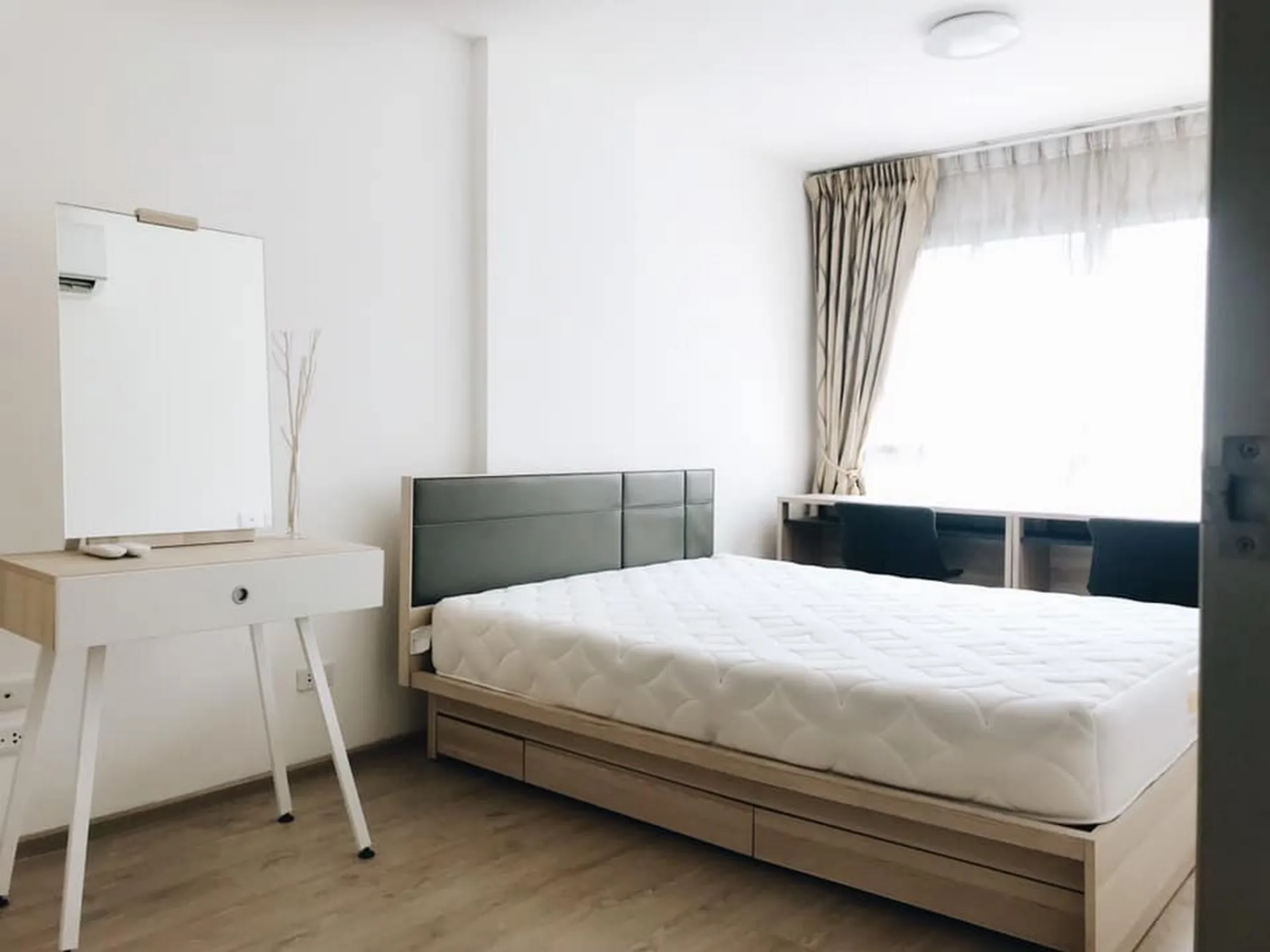 Property photos for Elio Del Ray