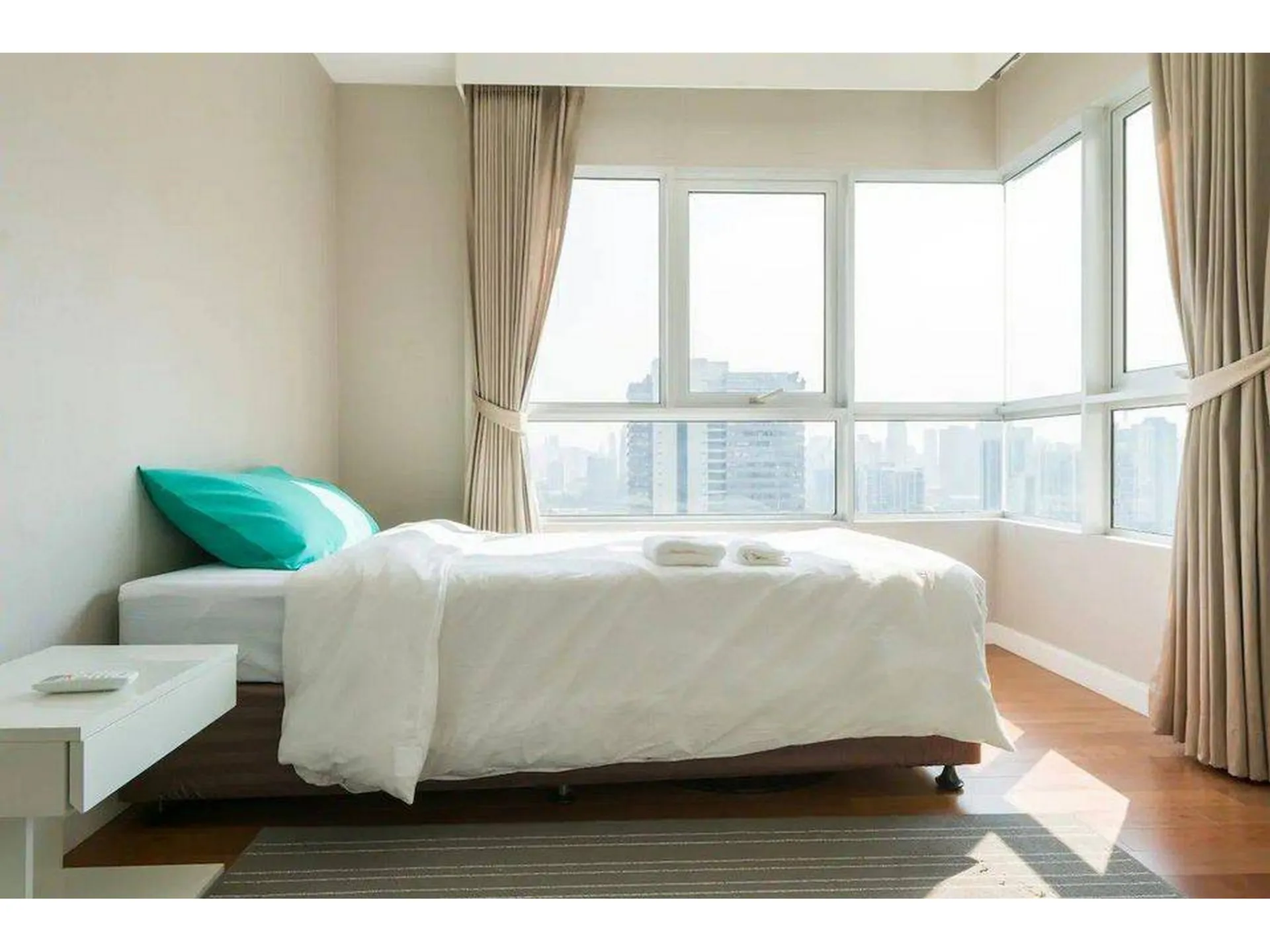 Property photos for Belle Grand Rama 9