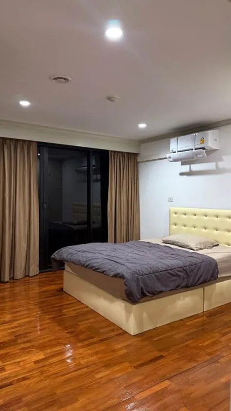 Property photos for Sampoom Garden