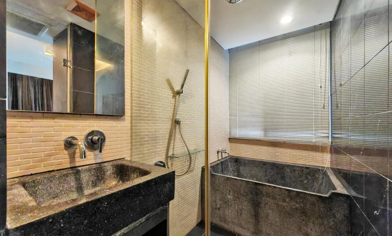 Property photos for Siamese Gioia