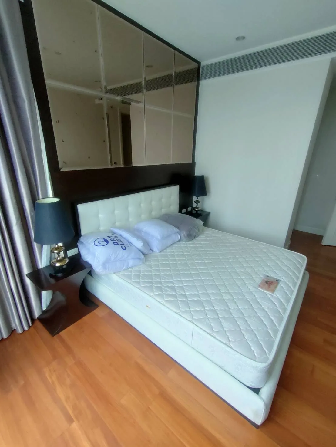 Property photos for Q Langsuan