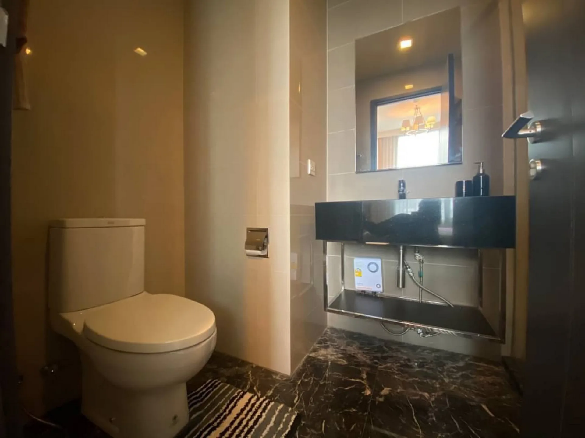 Property photos for Edge Sukhumvit 23