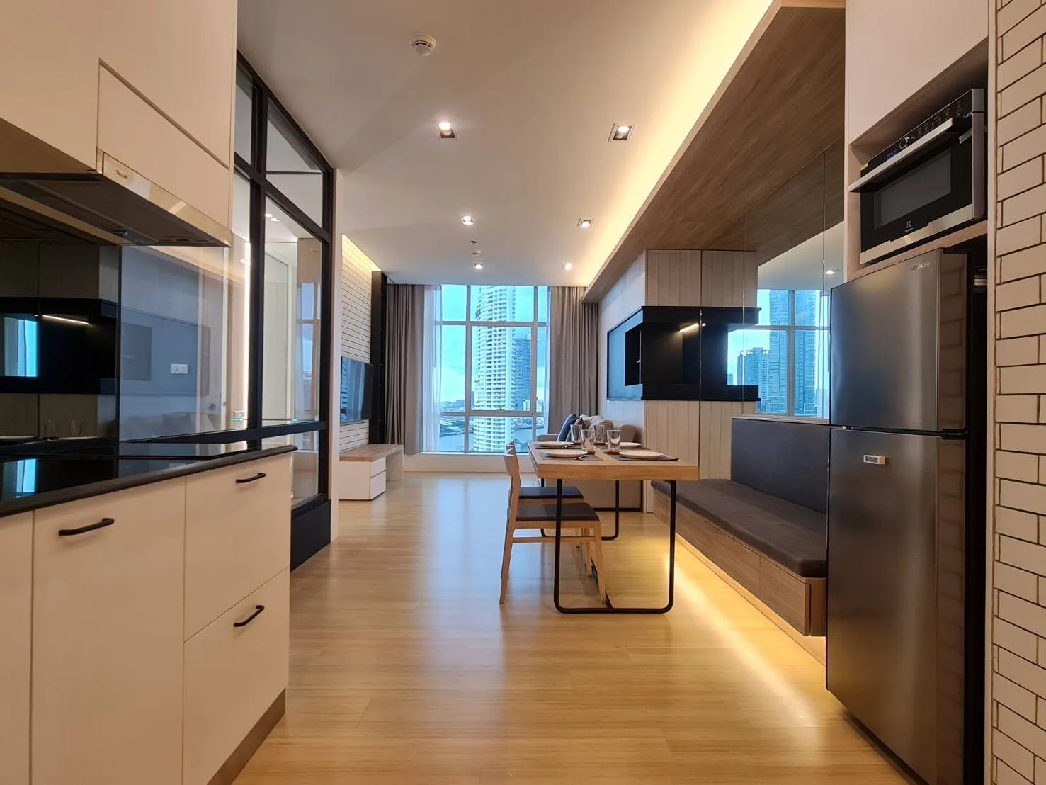 Property photos for Baan Sathorn Chaopraya