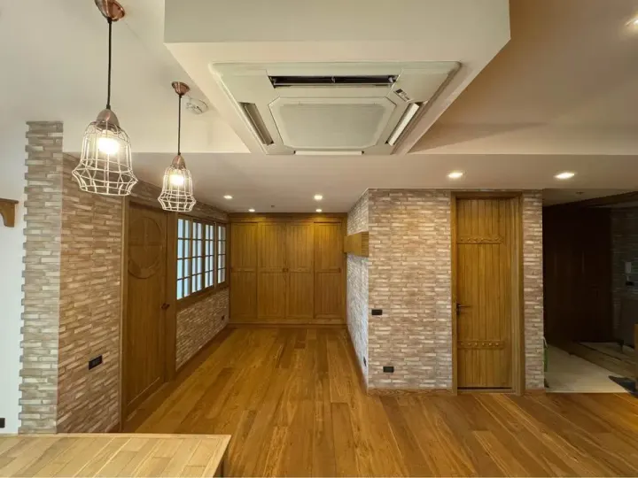 Property photos for The Legend Saladaeng