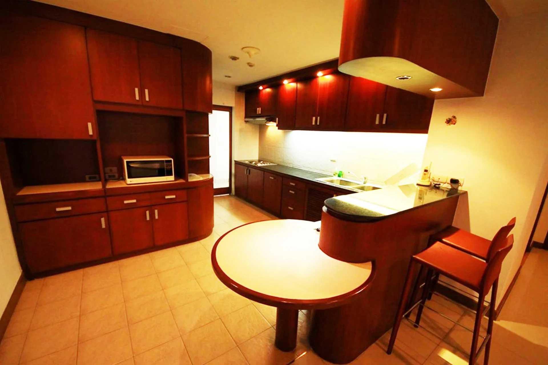 Property photos for The Habitat Sukhumvit 53
