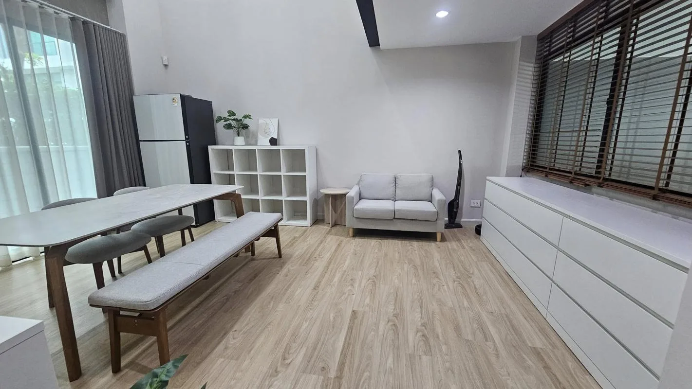 Property photos for Nirvana Define Rama 9