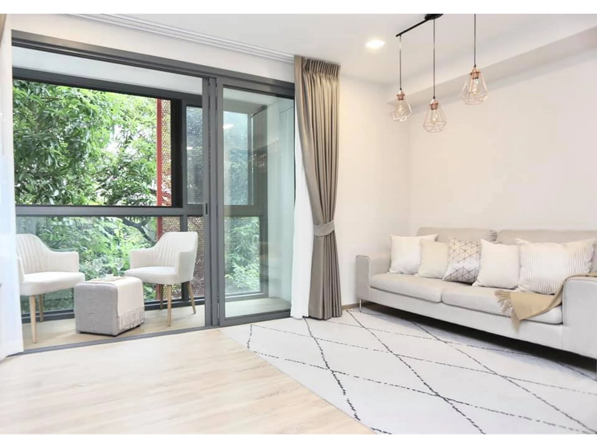 Property photos for Taka Haus Ekamai 12