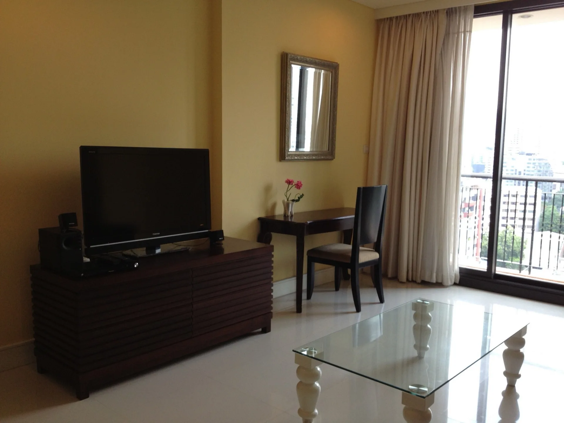 Property photos for Aguston Sukhumvit 22