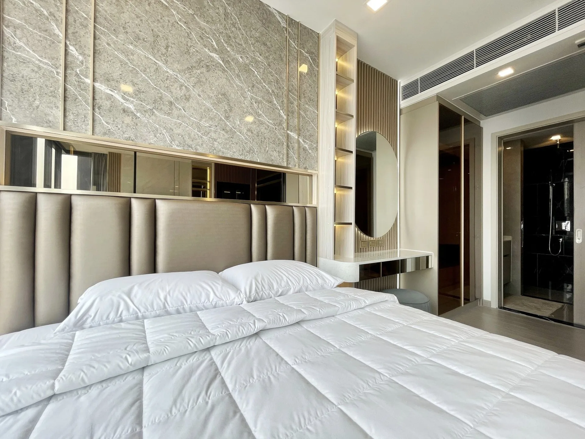 Property photos for One 9 Five Asoke - Rama 9