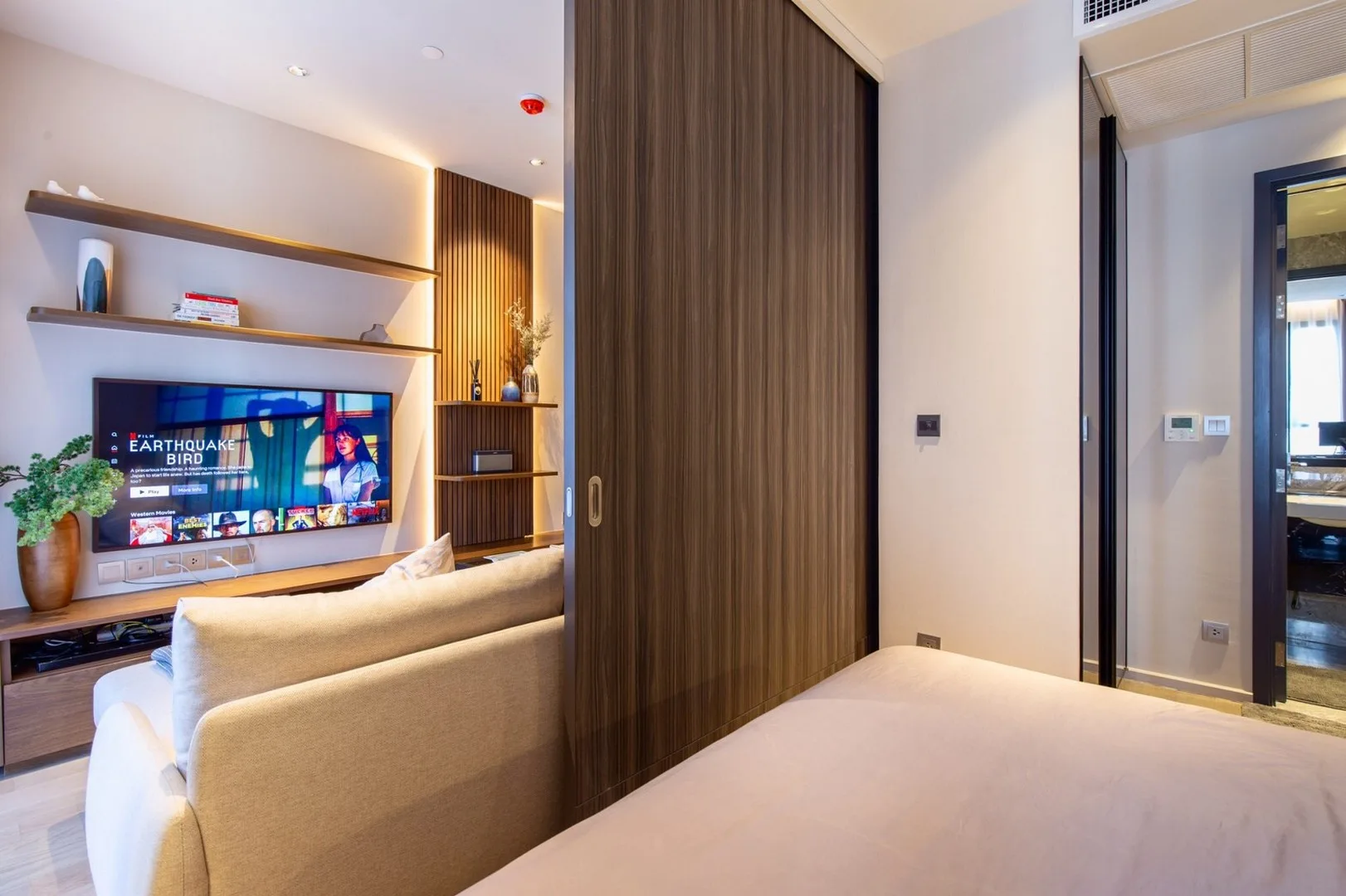 Property photos for Ashton Asoke