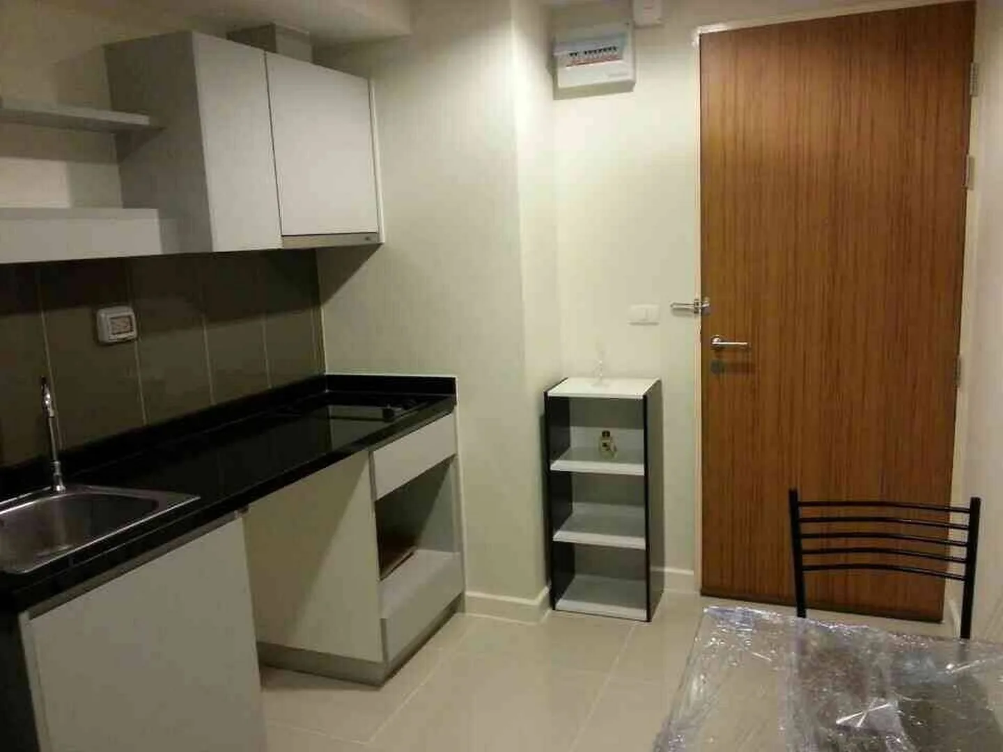 Property photos for Zenith Place Sukhumvit 42