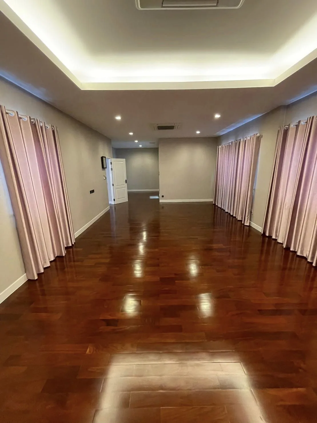 Property photos for Grand Bangkok Boulevard Sukhumvit