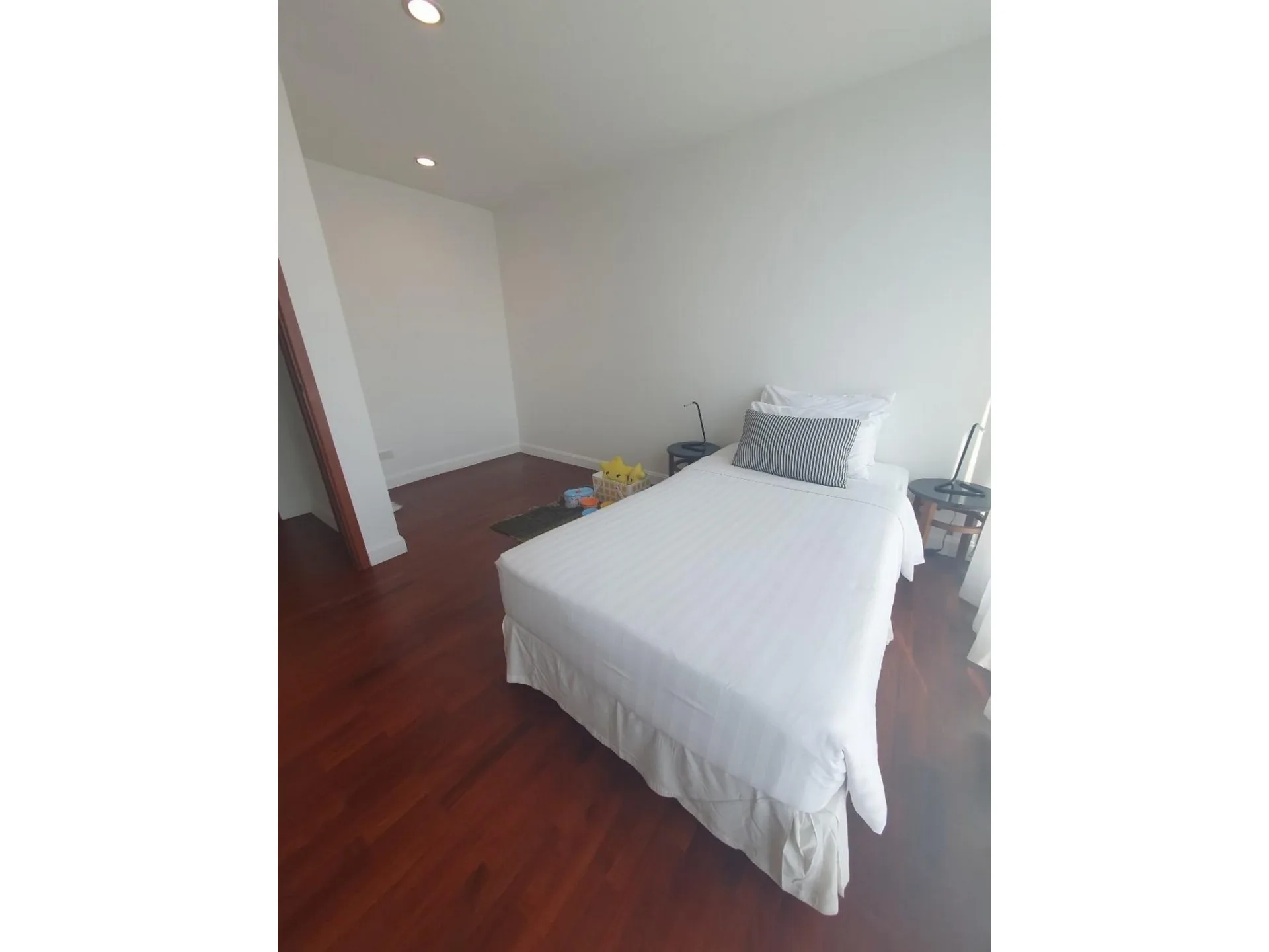 Property photos for Sathorn Gallery Residences