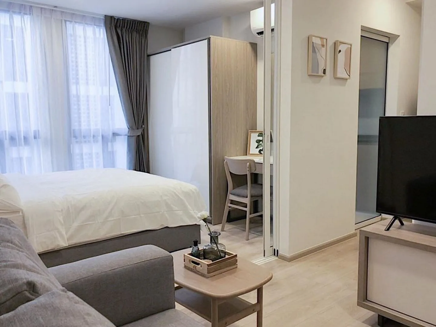 Property photos for Chambers On - nut Station