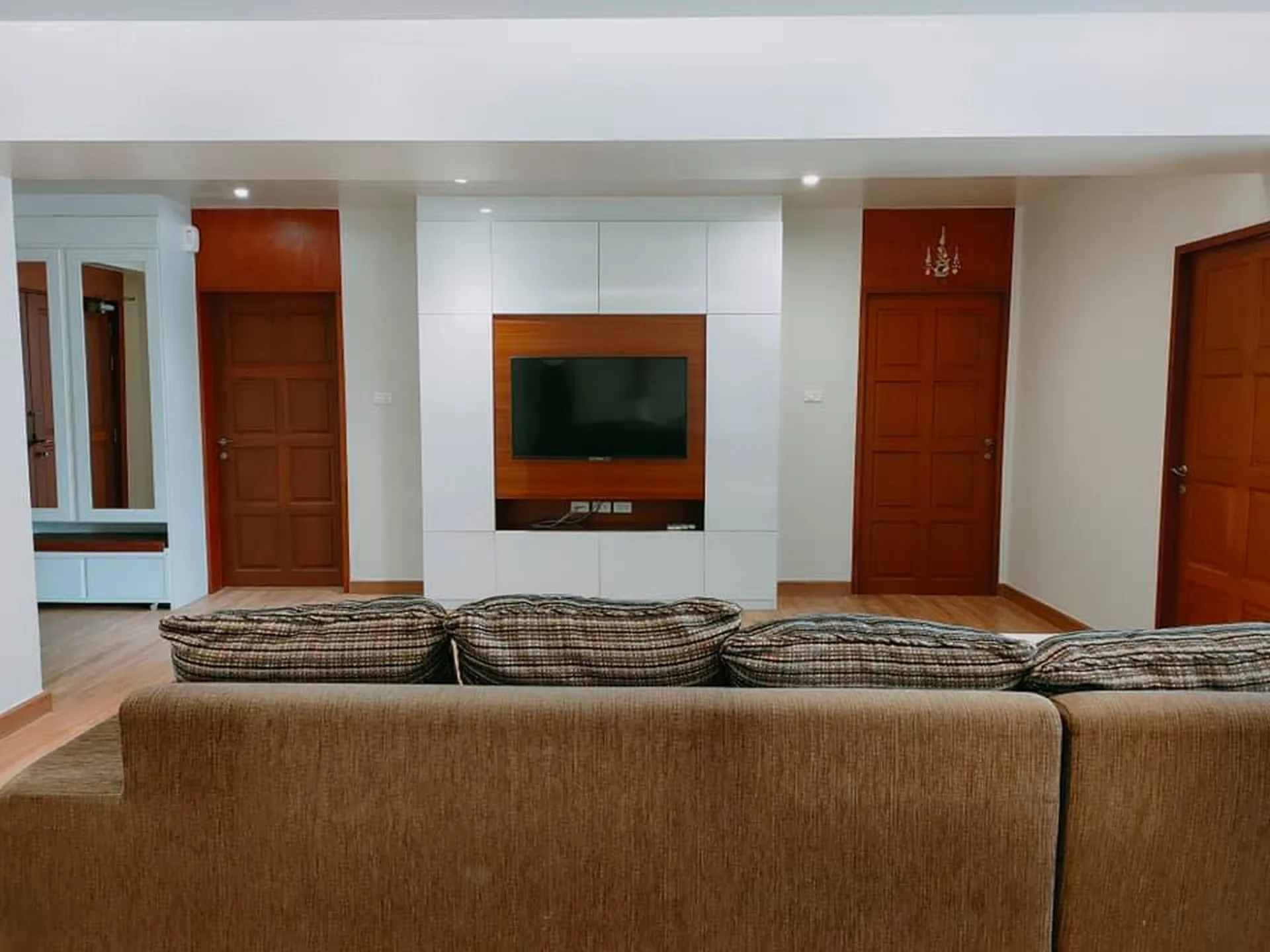 Property photos for Royal Castle