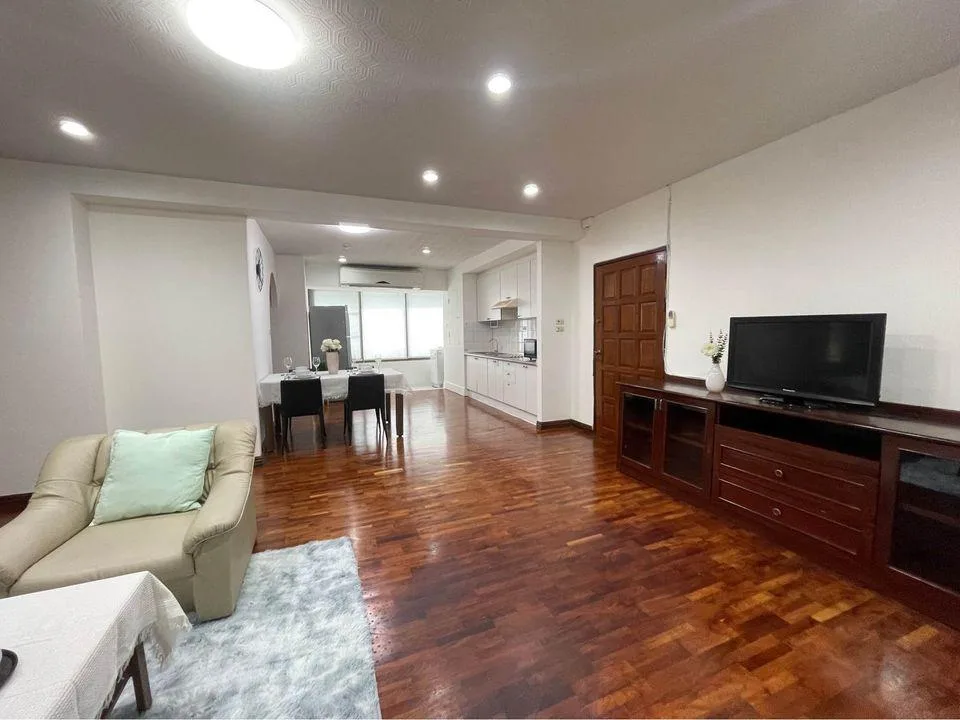 Property photos for P.r. Home 2 Thonglor Soi 8