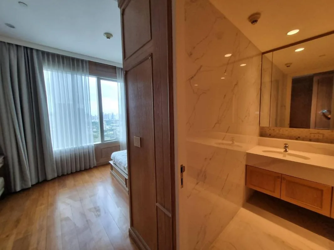 Property photos for 185 Rajadamri