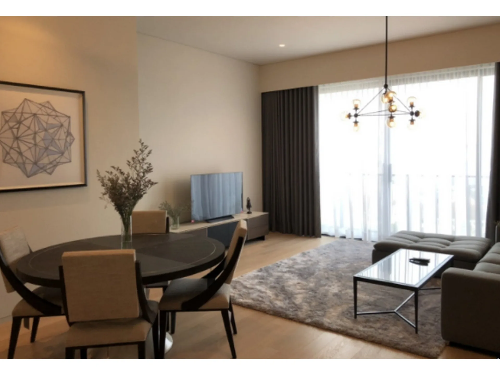 Property photos for Tela Thonglor