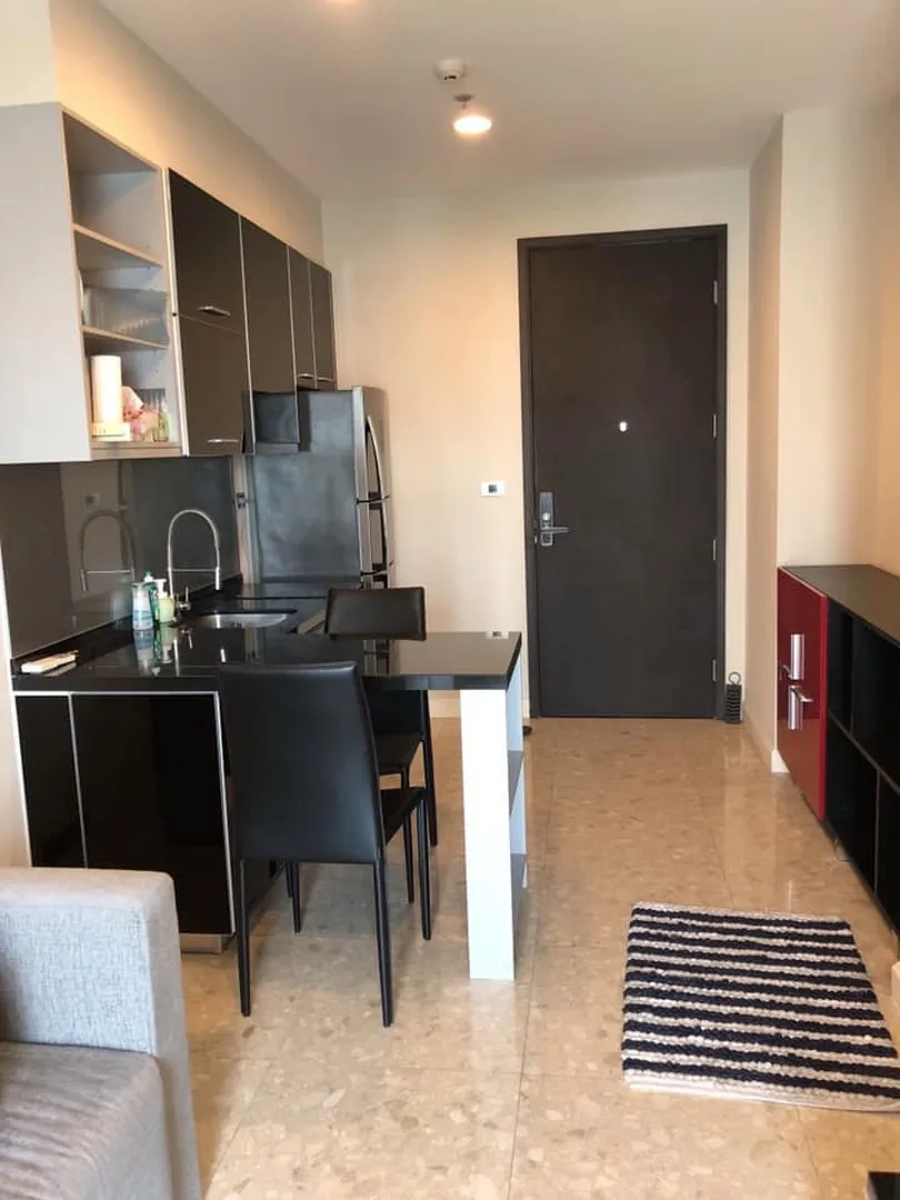 Property photos for The Crest Sukhumvit 34