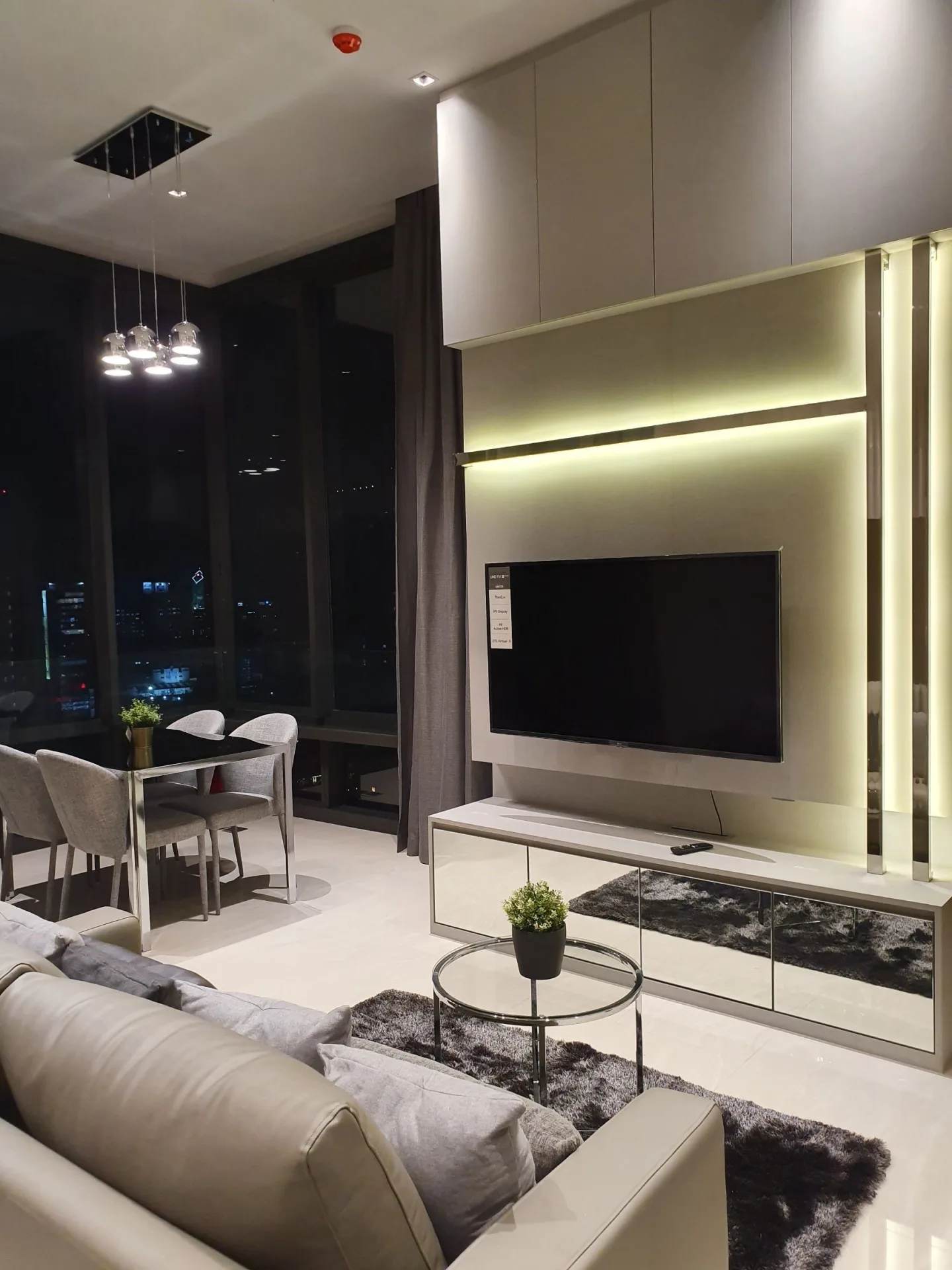 Property photos for Ashton Silom
