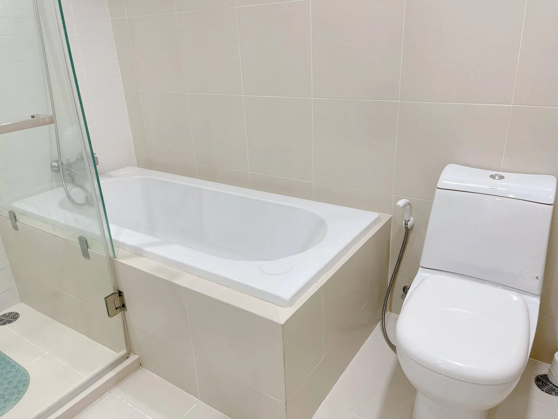 Property photos for Belle Grand Rama 9