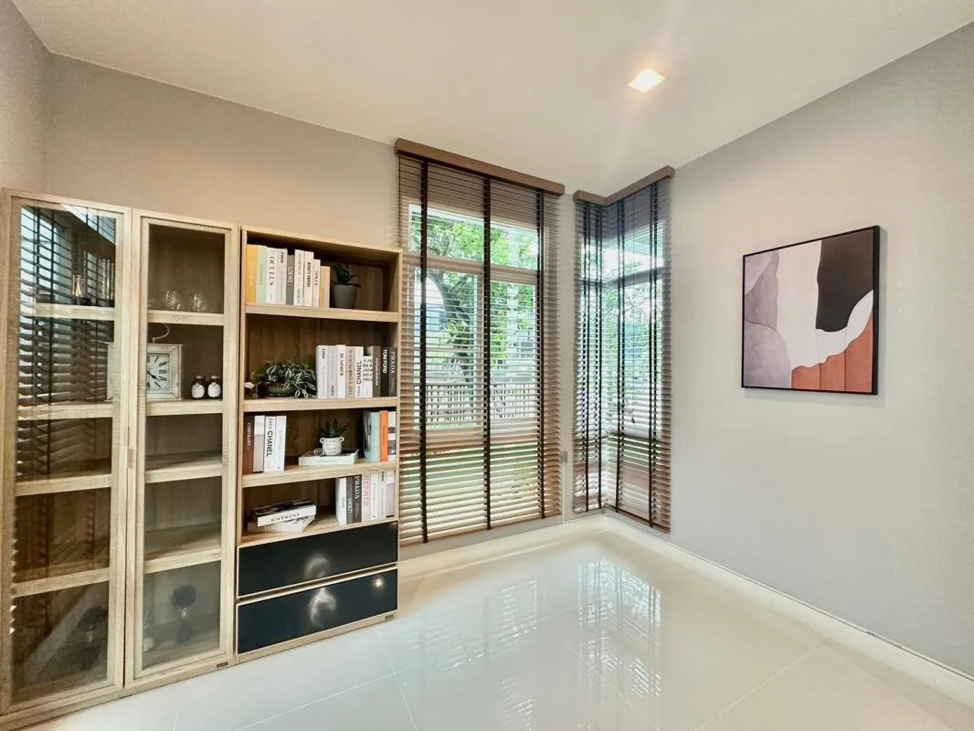 Property photos for Mantana 2 Bangna Km.7
