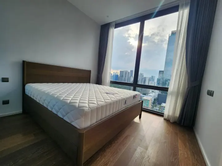 Property photos for Muniq Langsuan