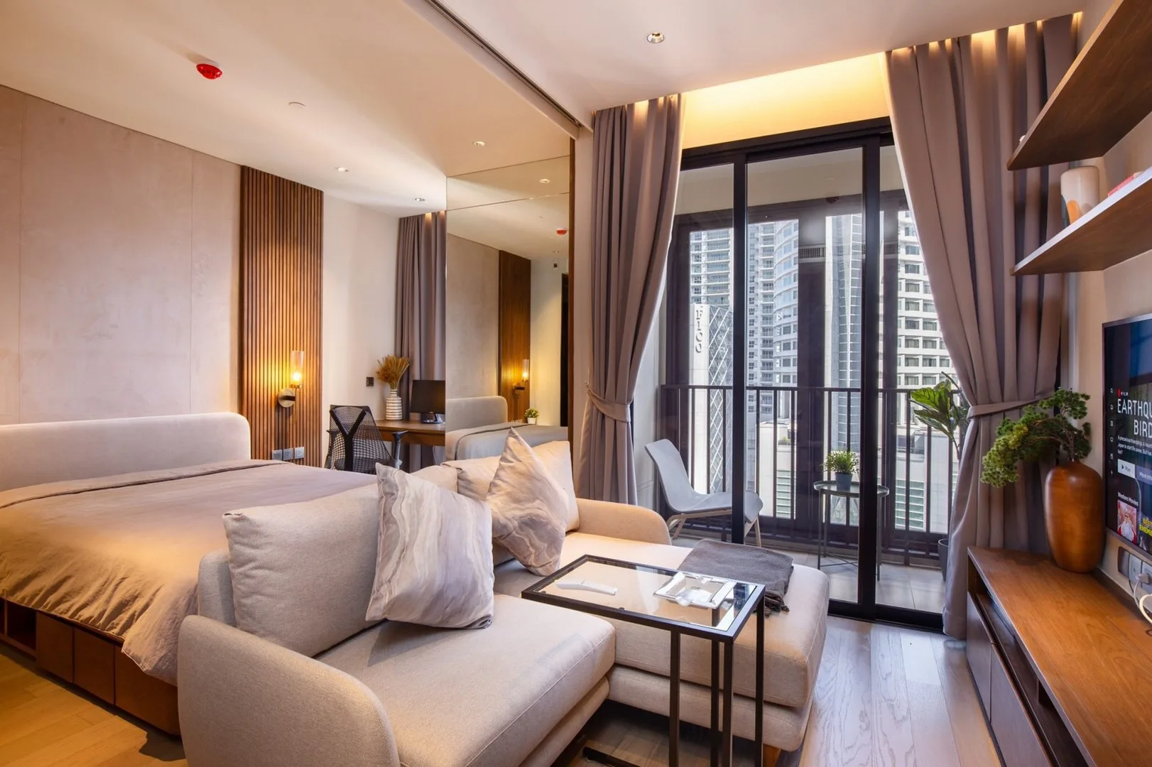 Property photos for Ashton Asoke