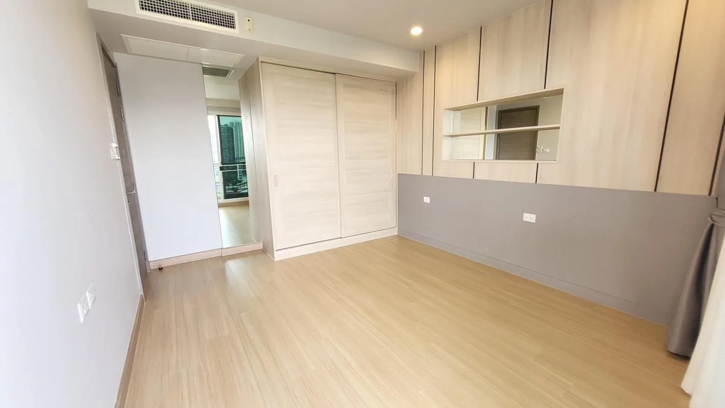Property photos for Supalai Riva Grande
