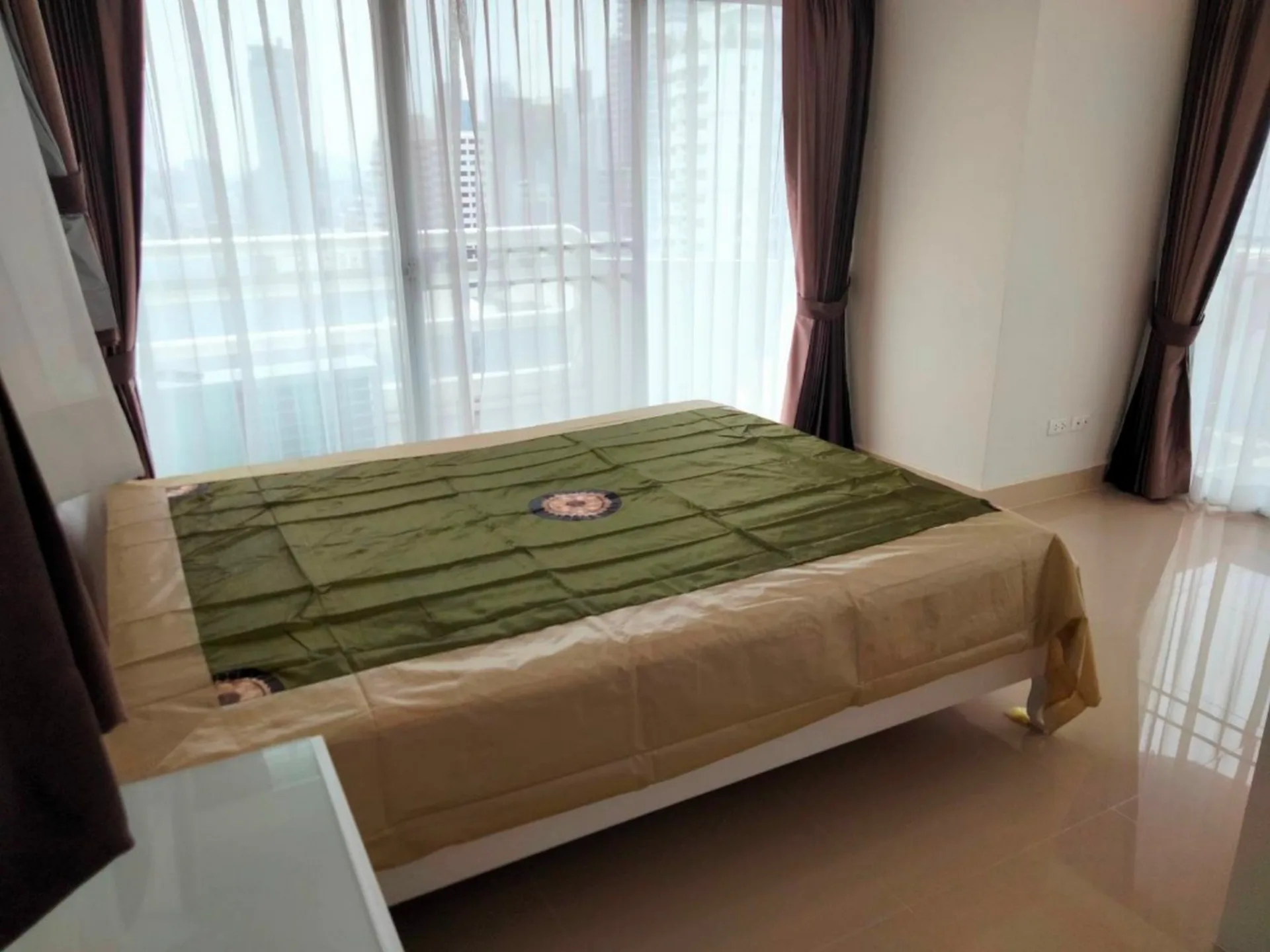 Property photos for Richmond Palace