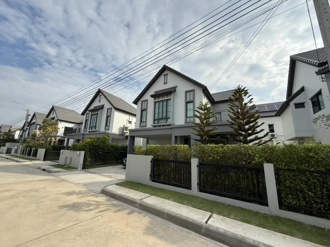 Property photos for Saransiri Ramkhamhaeng