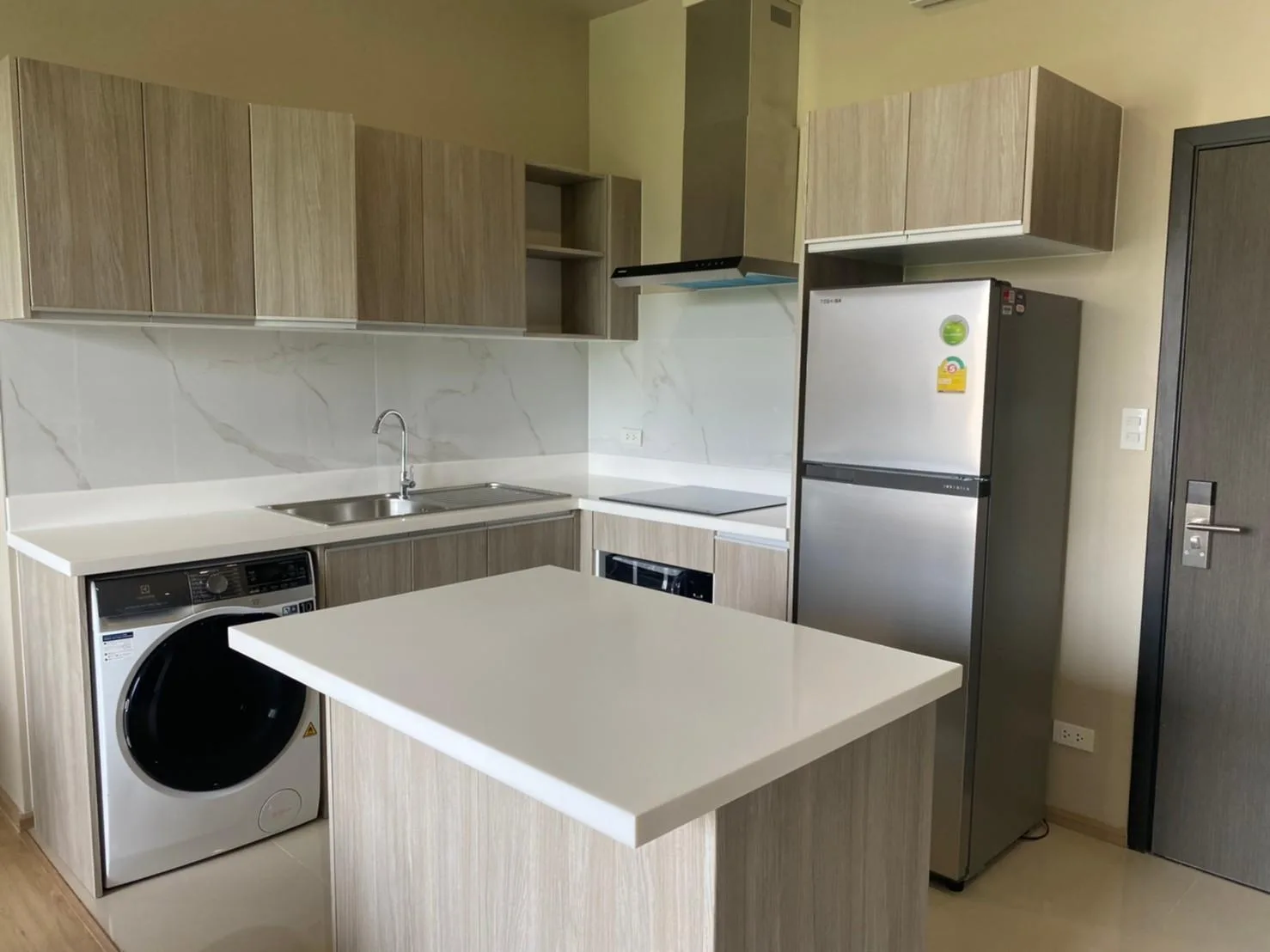 Property photos for Quartz Residence