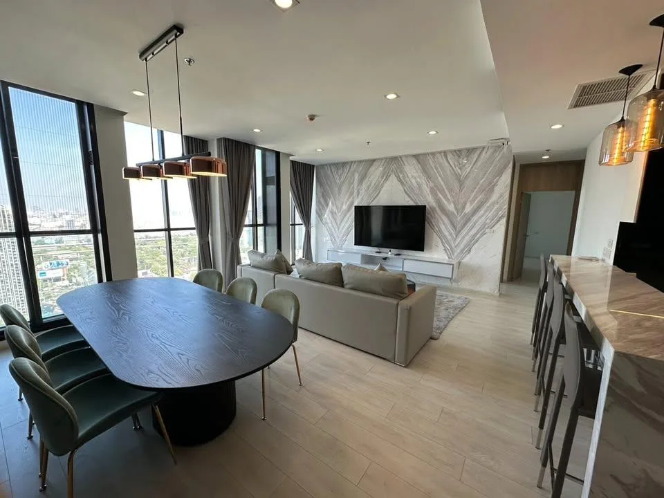 Property photos for Noble Ploenchit