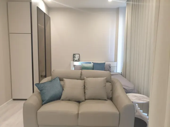 Property photos for The Room Phayathai