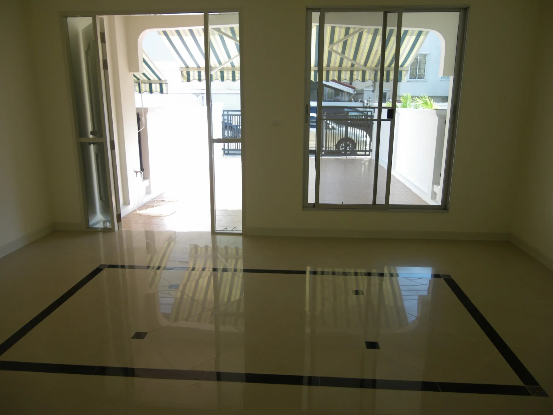 Property photos for Baan Klang Muang Onnut-ladkrabang