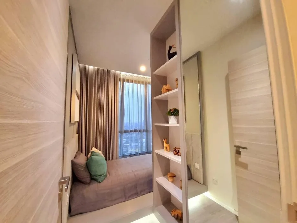 Property photos for The Room Sathorn - St.Louis