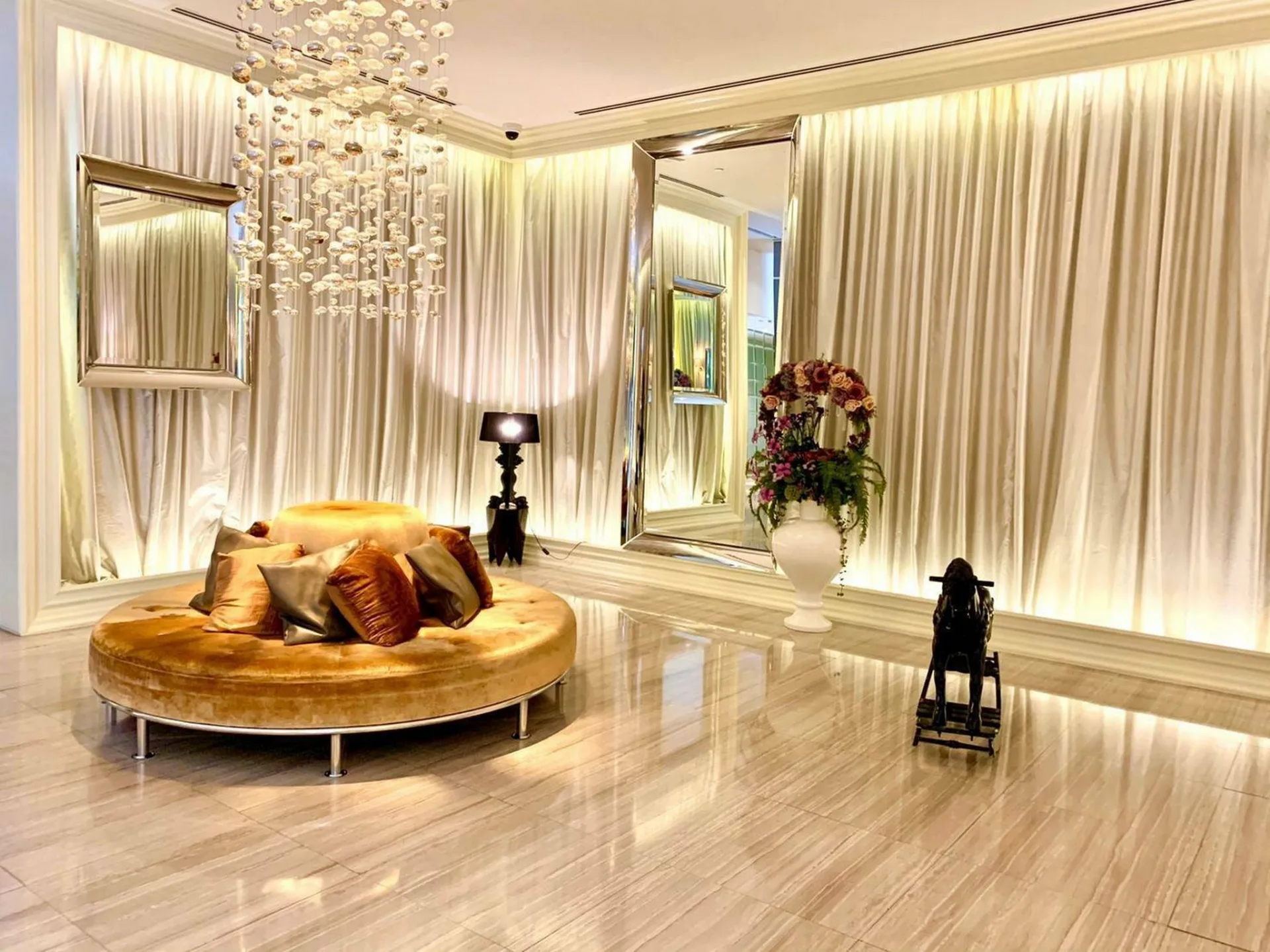 Property photos for Hive Taksin