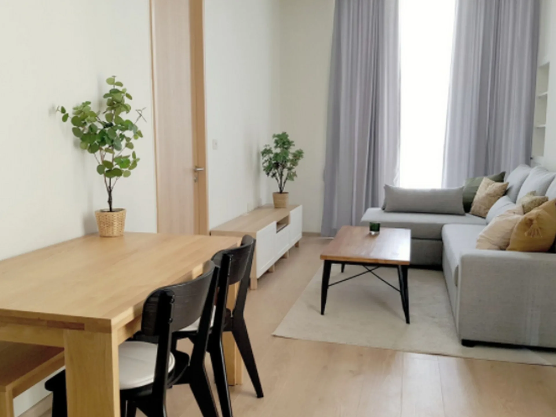 Property photos for Noble BE19