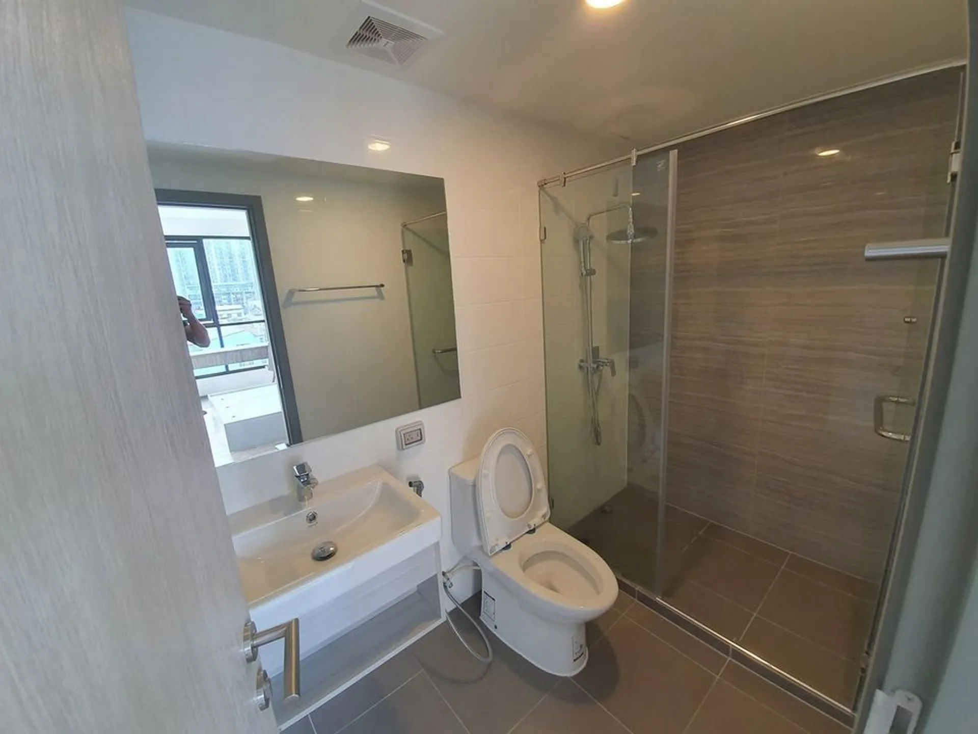 Property photos for KnightsBridge Collage Sukhumvit 107
