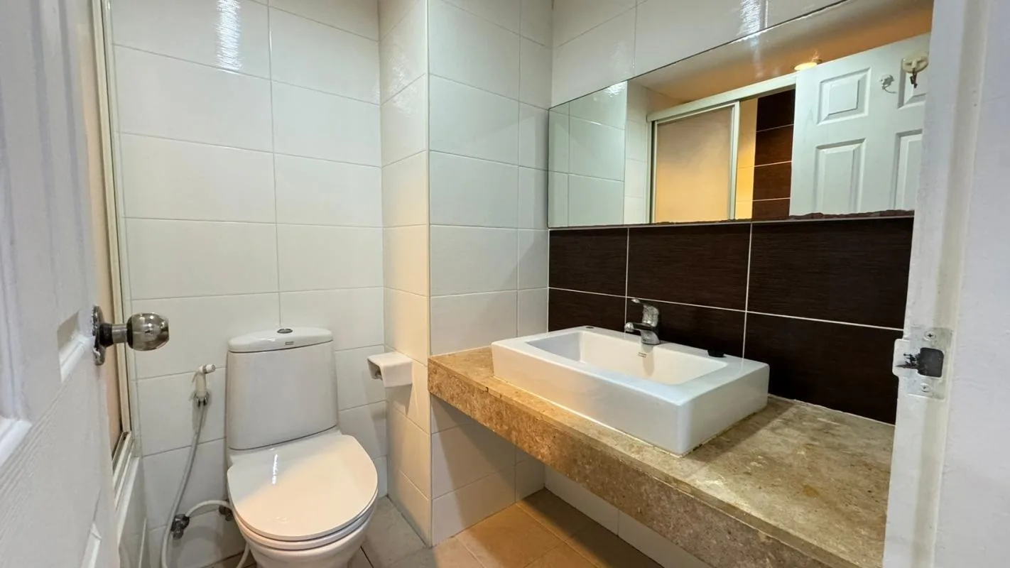 Property photos for Grand Park View Asoke