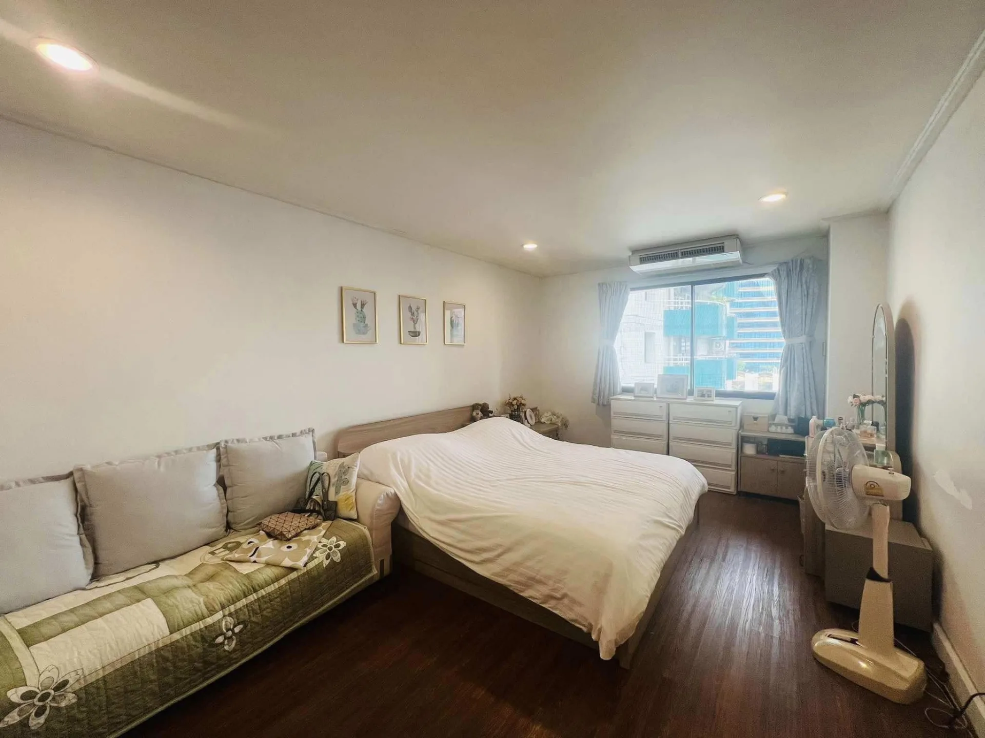 Property photos for Le Premier 1