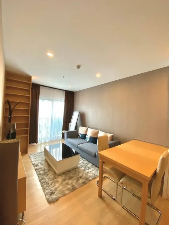 Property photos for Noble Refine