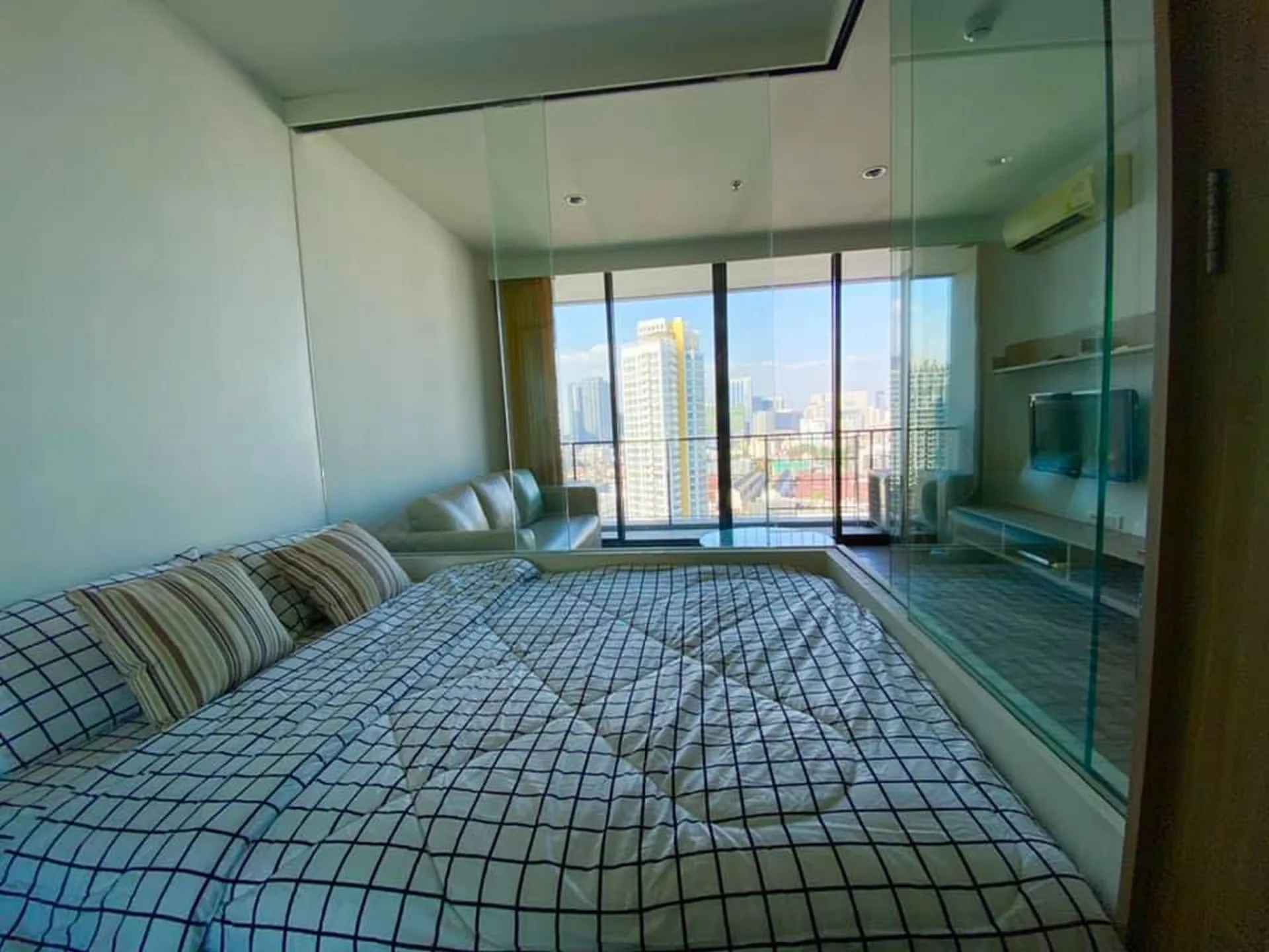 Property photos for The Issara Ladprao